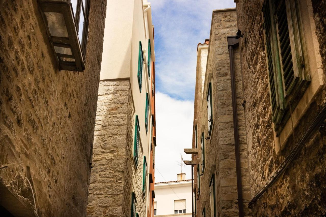 Aparthotel St. Clara Old Town Šibenik Exterior foto